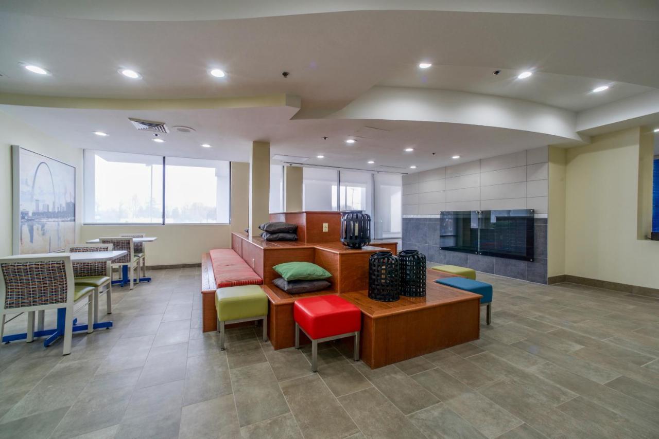 Saint Louis Airport Hotel Woodson Terrace Luaran gambar